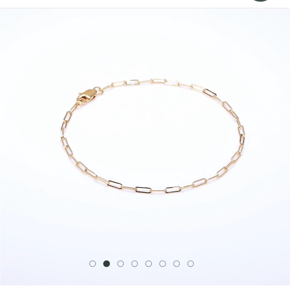 Solid 14K gold paperclip chain bracelet from Aurate
